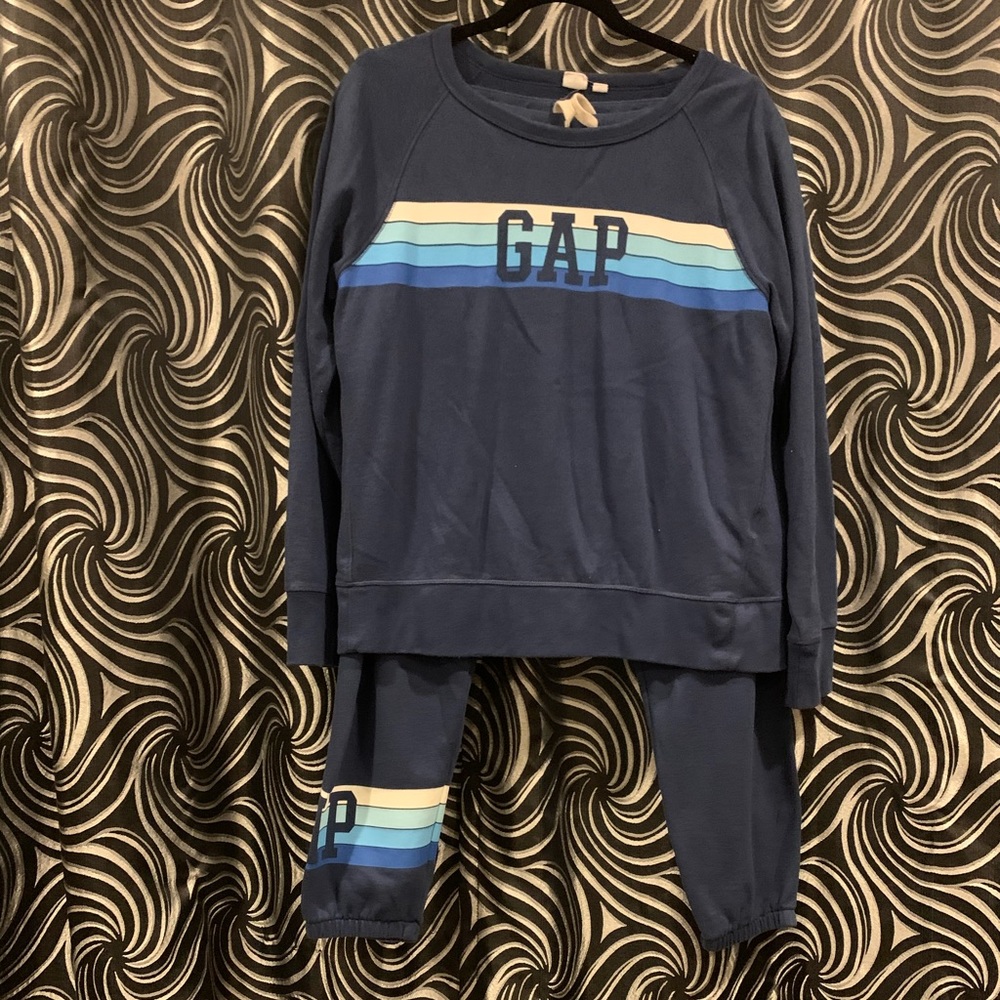 Gap Tracksuit